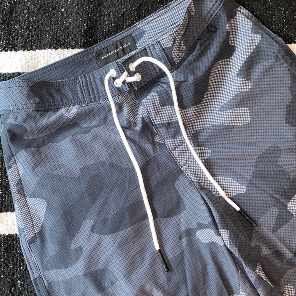 🎉2XHP🎉 American Eagle Camo Board Shorts